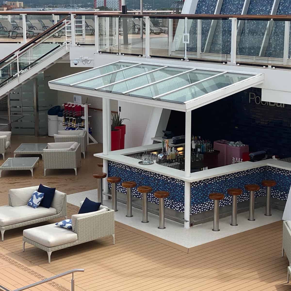 Open Deck Pool Bar