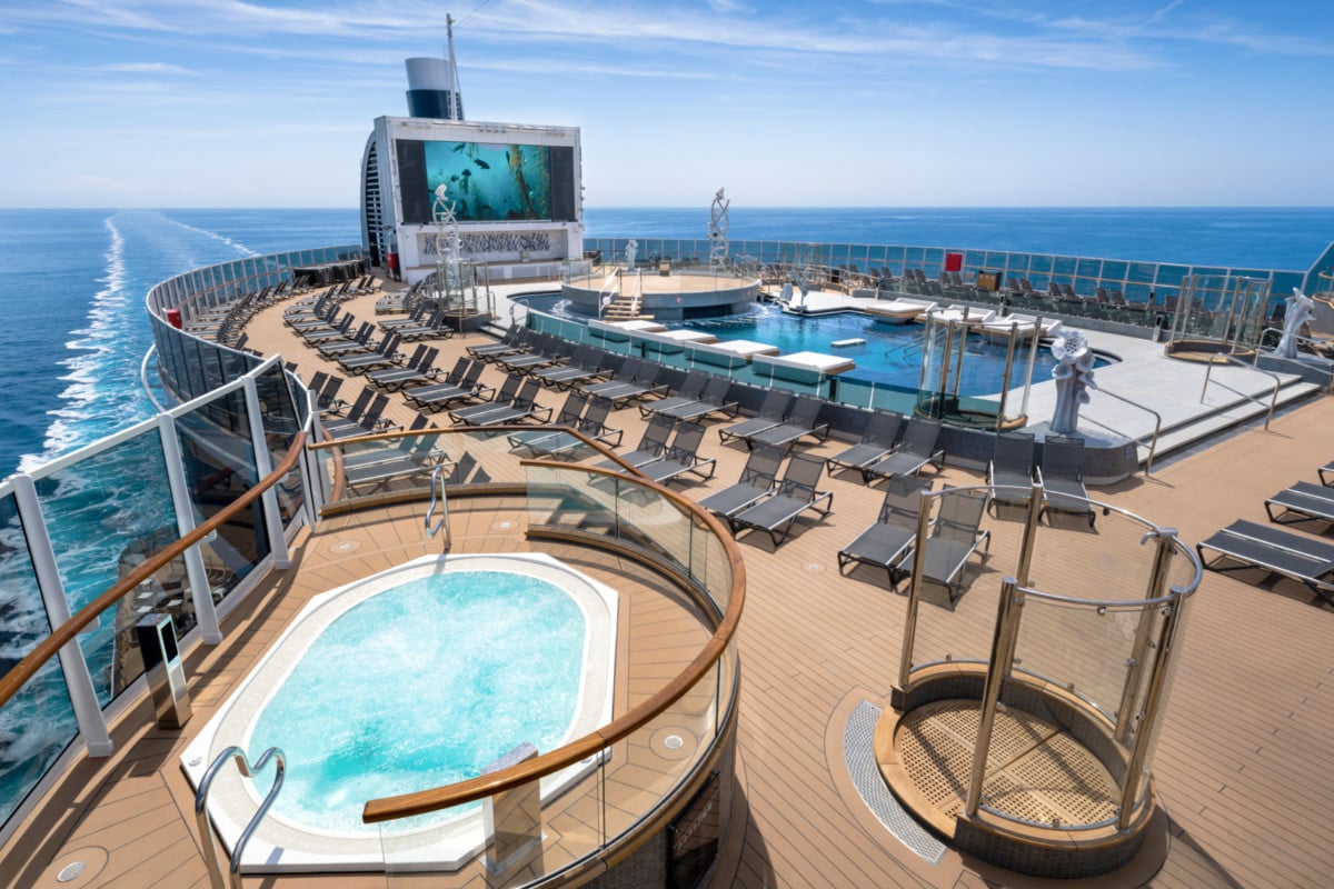 Long Island Pool