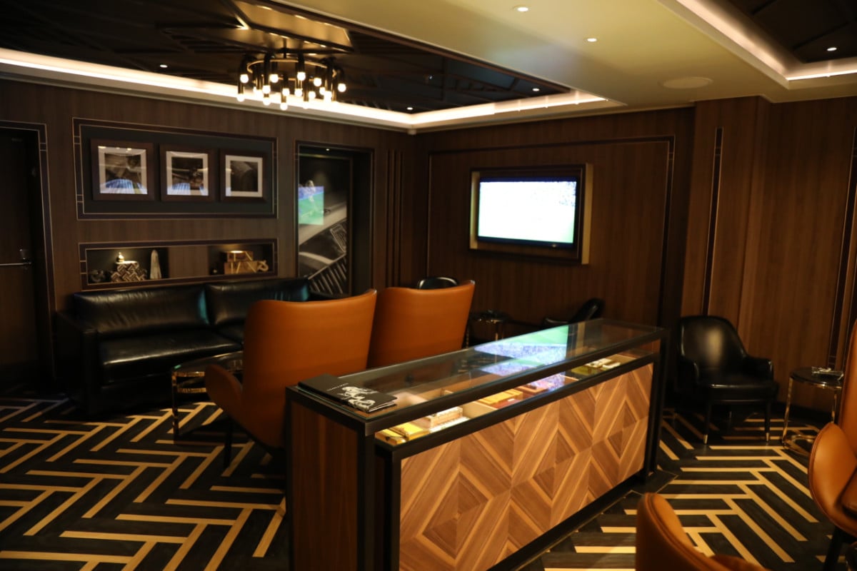 Humidor Cigar Lounge