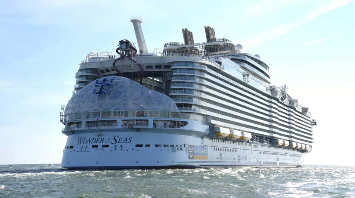 Wonder of the Seas Cruise Ship